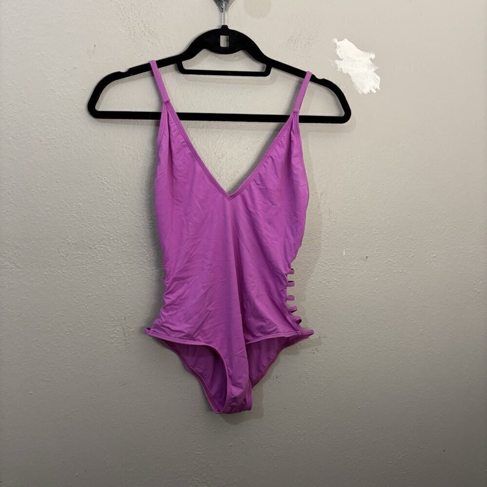 Dippin Daisy’s One Pice Swimsuit Side Cutouts Purple Women Small